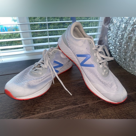 New Balance Fresh Foam Arishi V3 Running Course Shoes - Picture 1 of 16